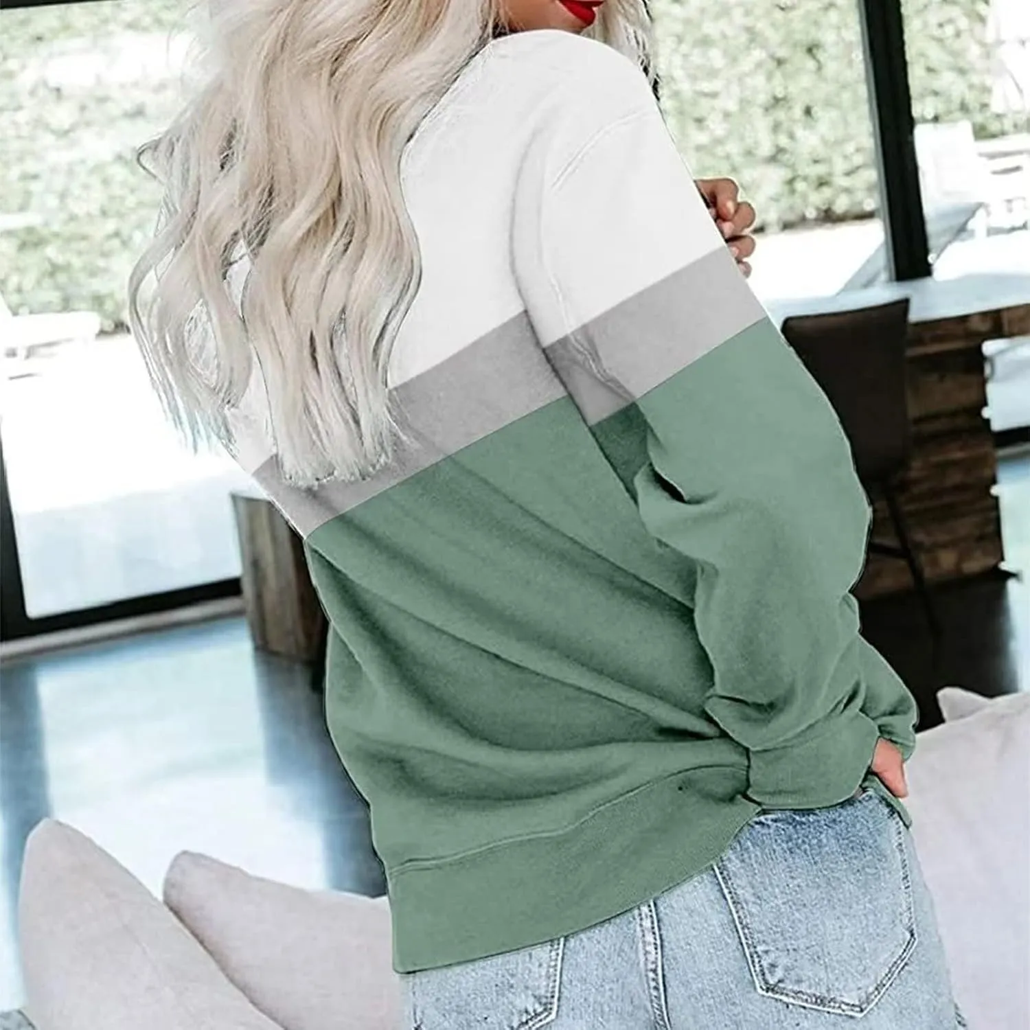Crewneck Sweatshirt For Women,Womens Fall Long Sleeve Tops Casual Kangaroo Pocket Hoodies Loose Fit Sport Pullover