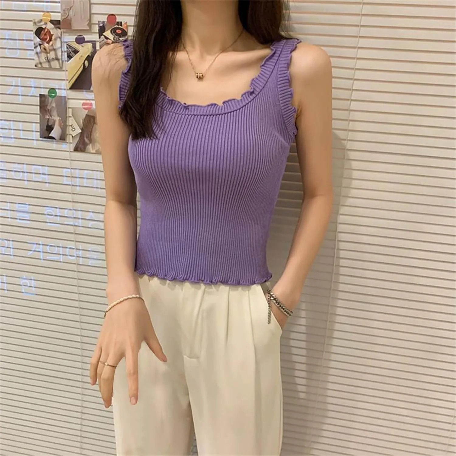 Women's Ribbed Knit Crop Tops Scoop Neck Ruffle Trim Slim Sleeveless Casual Slim Basic Tank Top 2025 Trendy Clothes