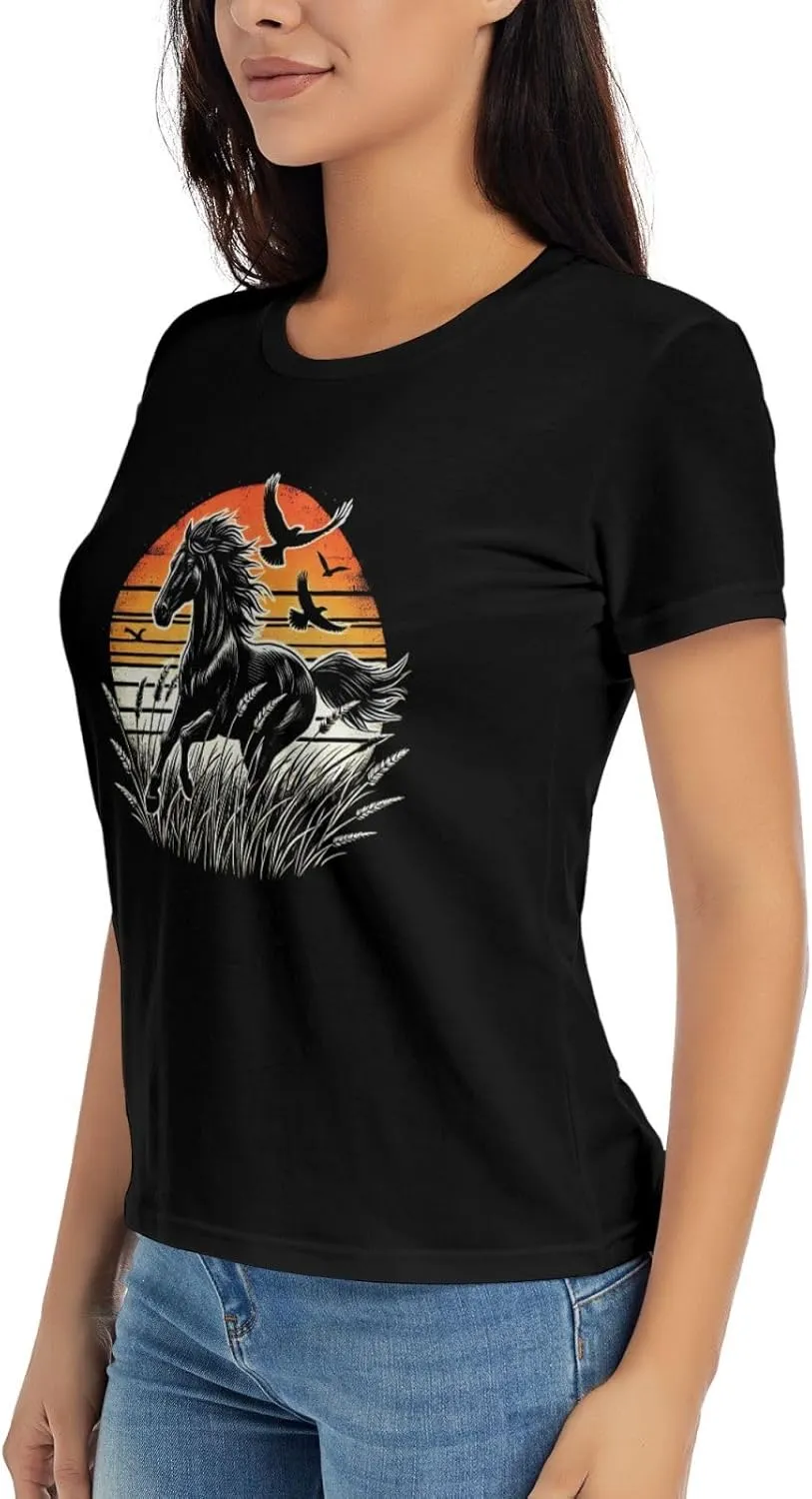 Women's Sunset Horse Run T-Shirt, Crewneck Casual Tees